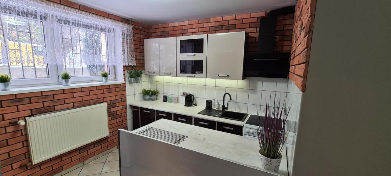 Quiet Besamet Apartment Posen Exterior foto